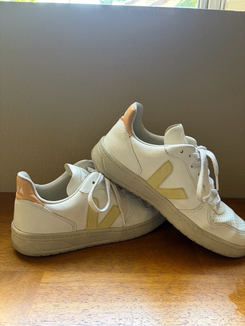 Veja White Leather Sneakers with Pale Yellow V and Peach Heel